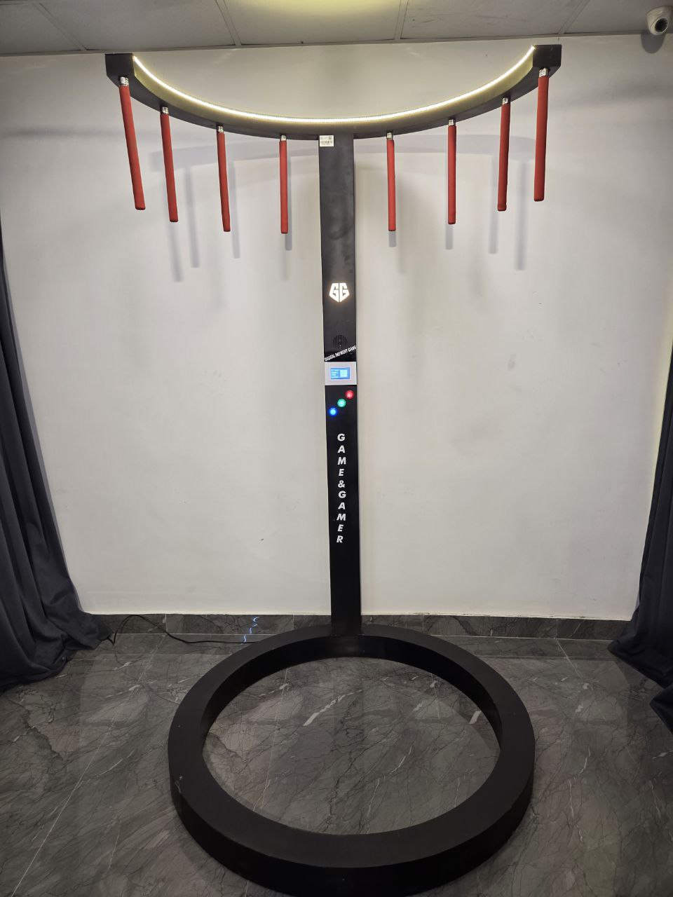 CATCH THE STICK UPI MODEL